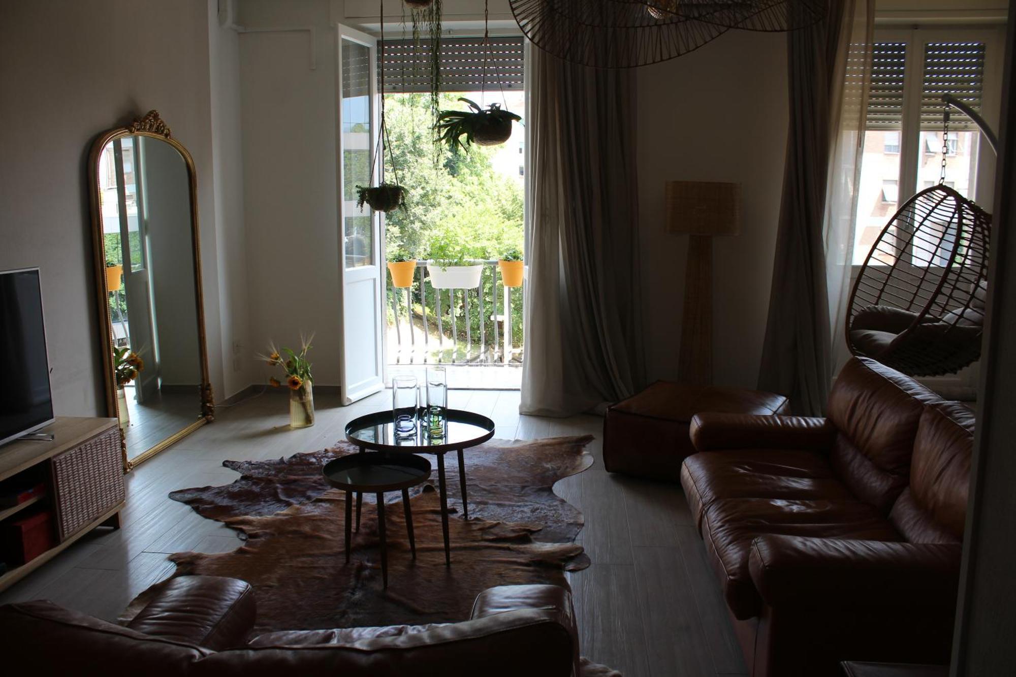 Henry's House Parma